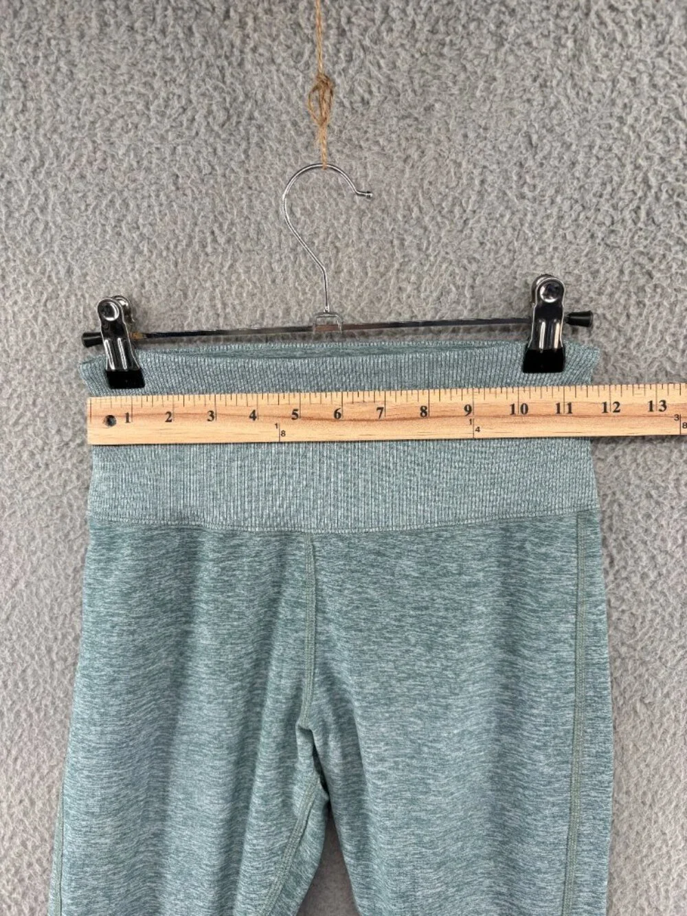 Alo Yoga Alosoft High Waist Lounge Leggings in Seagrass Green, size XS.